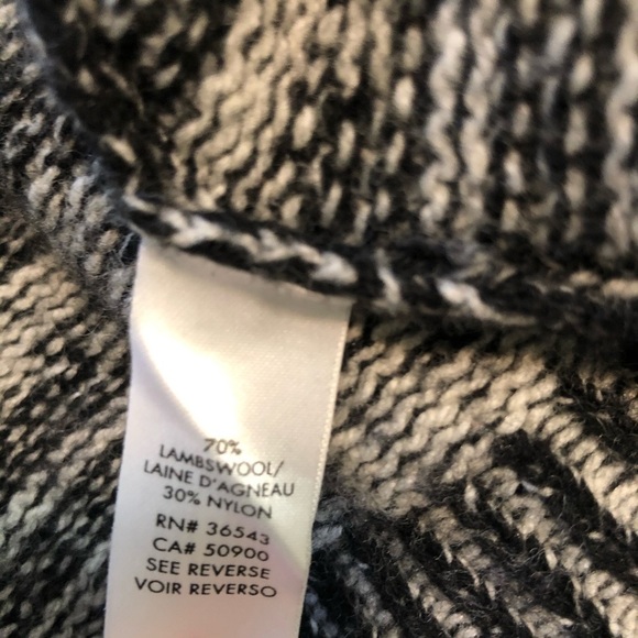 CALVIN Klein Wool Grey & Black Sweater Medium - Picture 5 of 6